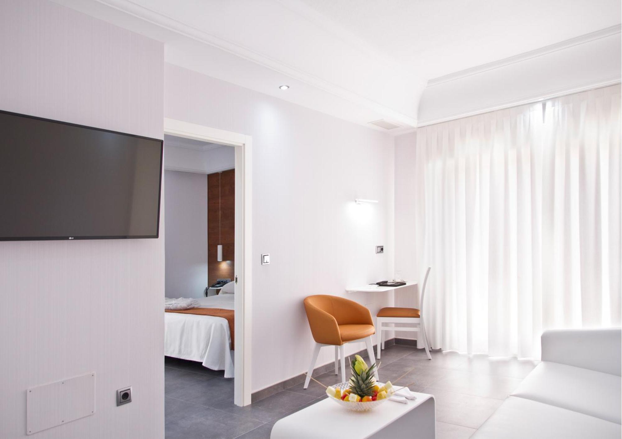 Hotel Los Delfines La Manga del Mar Menor Kültér fotó
