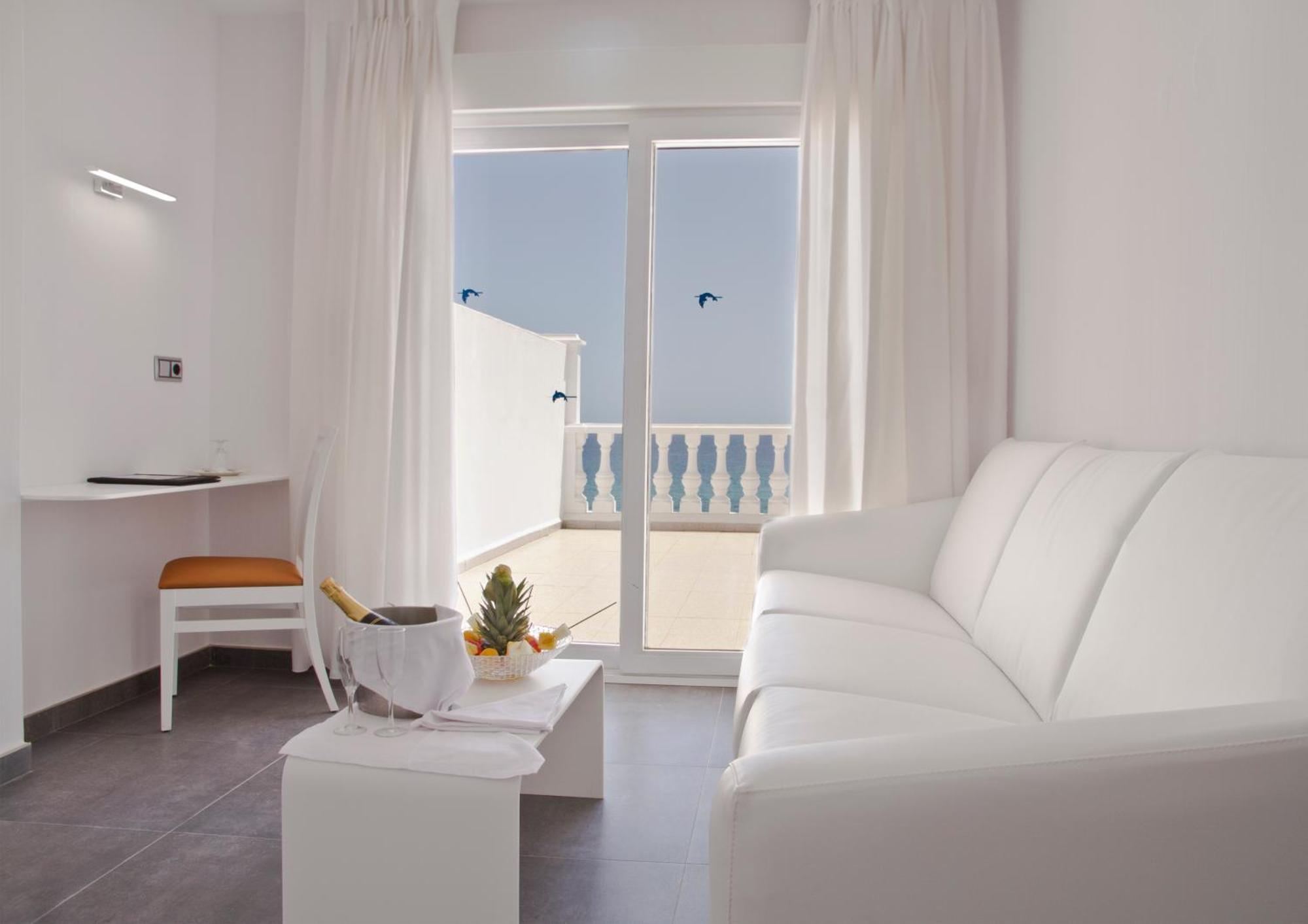 Hotel Los Delfines La Manga del Mar Menor Kültér fotó
