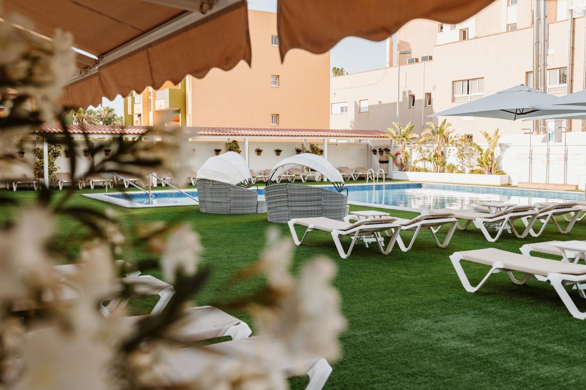 Hotel Los Delfines La Manga del Mar Menor Kültér fotó