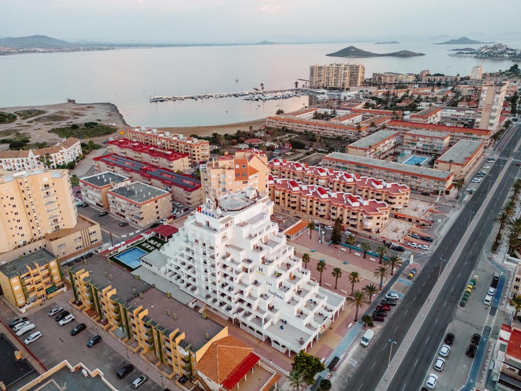 Hotel Los Delfines La Manga del Mar Menor Kültér fotó